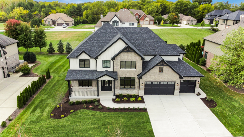 9004 Port Washington Drive, Frankfort, IL 60423