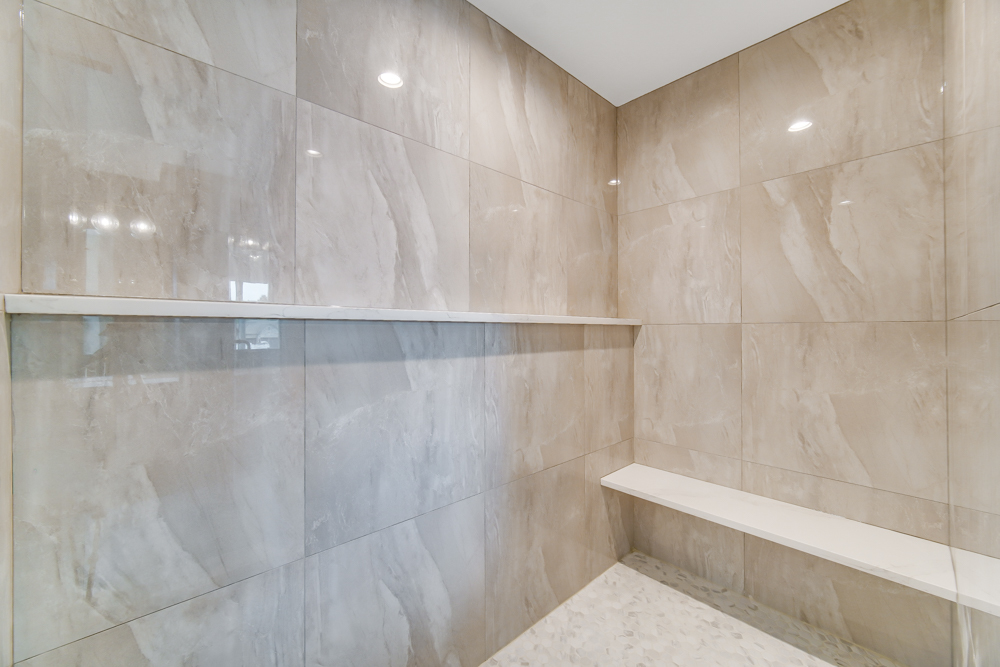 9004 Port Washington Drive, Frankfort, IL 60423