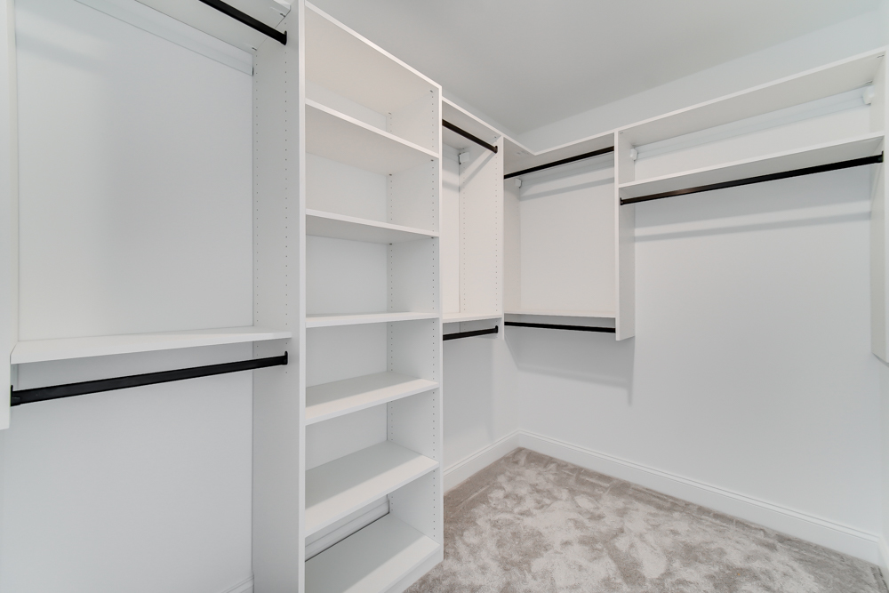 9004 Port Washington Drive, Frankfort, IL 60423