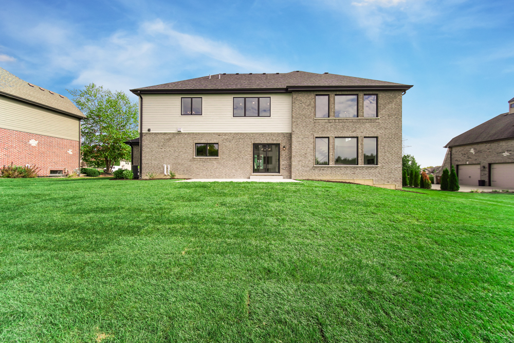 9004 Port Washington Drive, Frankfort, IL 60423