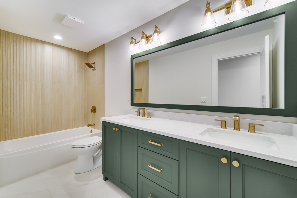 9004 Port Washington Drive, Frankfort, IL 60423