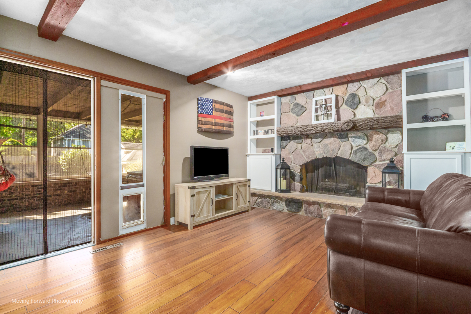 519 OAK Drive, East Dundee, IL 60118