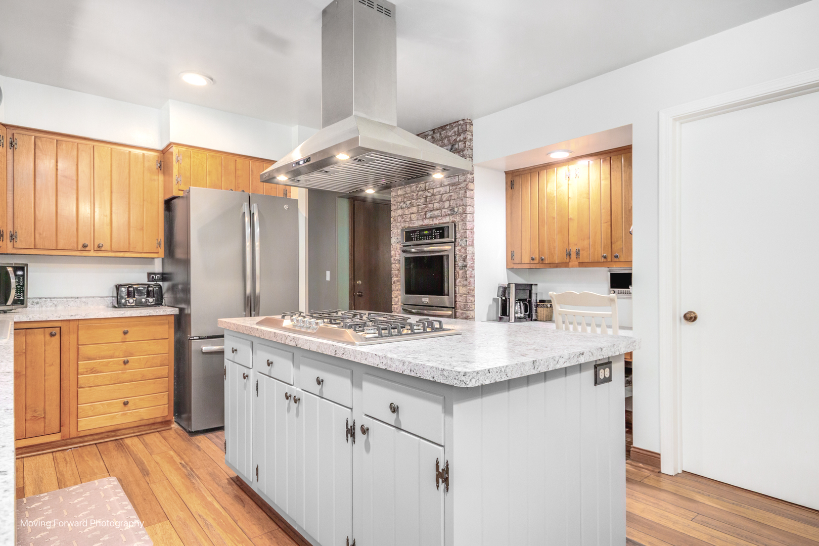 519 OAK Drive, East Dundee, IL 60118