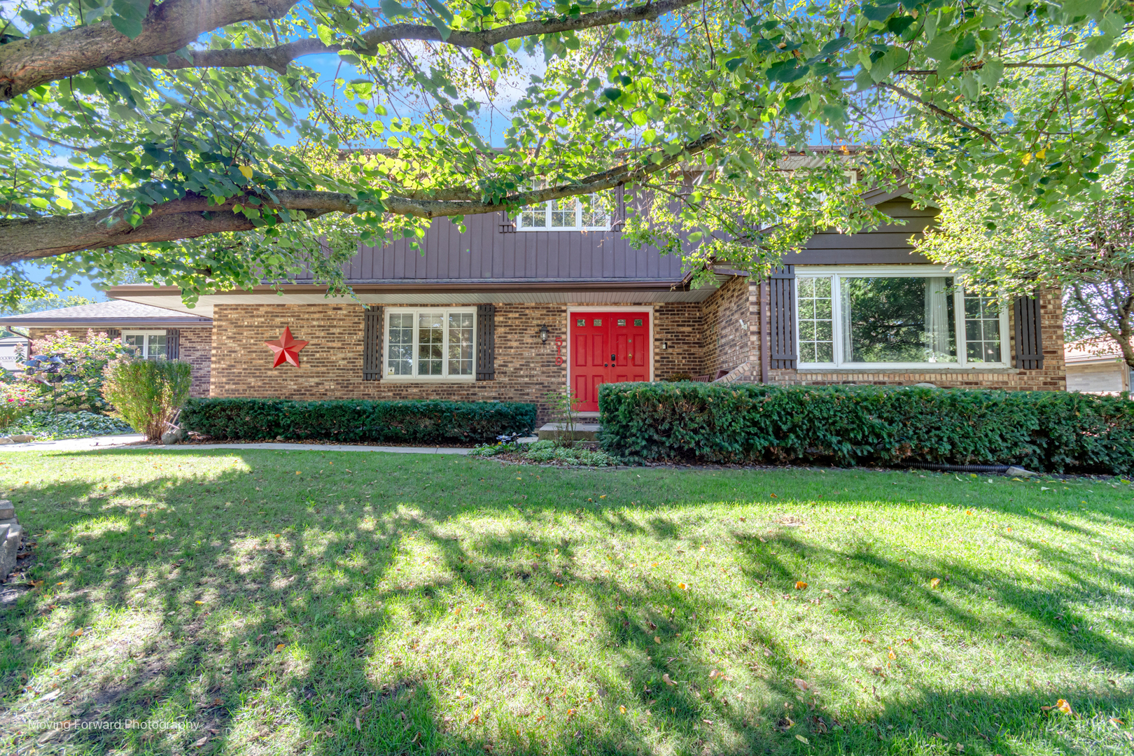 519 OAK Drive, East Dundee, IL 60118