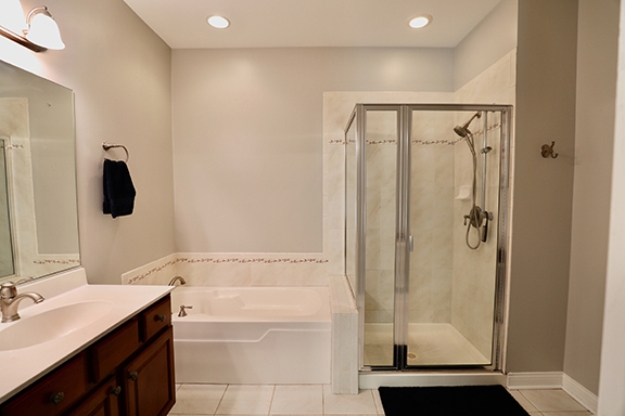 11760 Imperial Lane, Orland Park, IL 60467