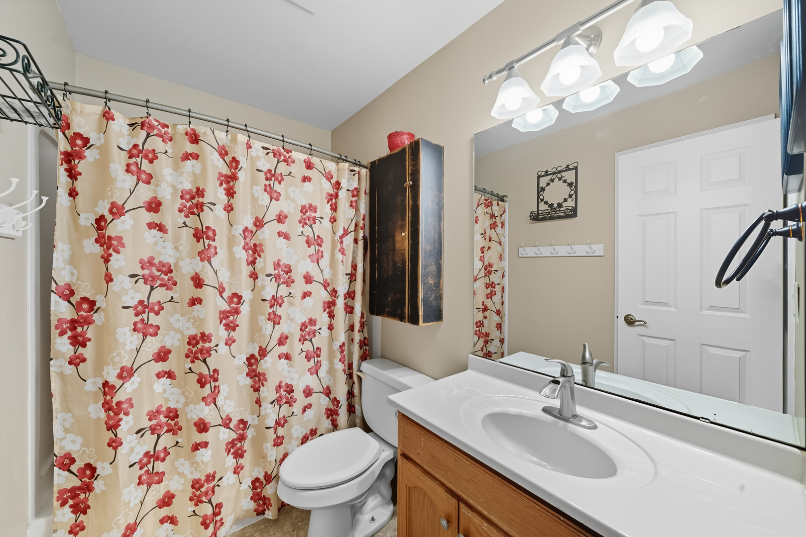 120 Cook Court, Somonauk, IL 60552