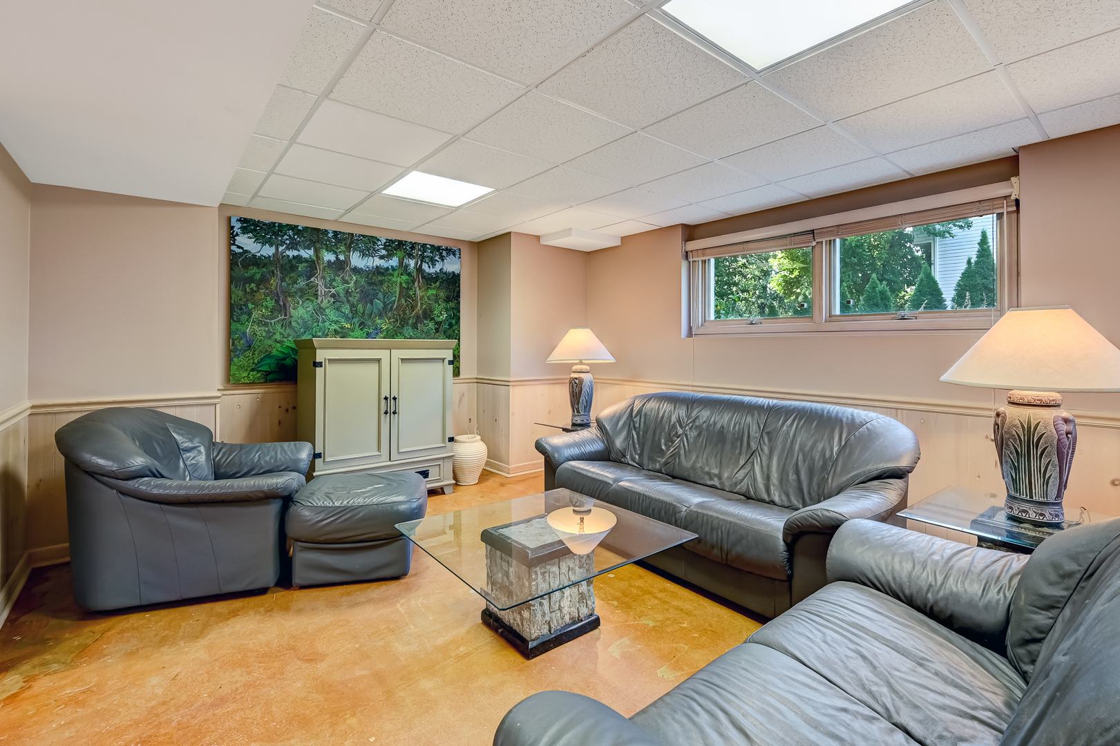 8826 Carlisle Court, Darien, IL 60561