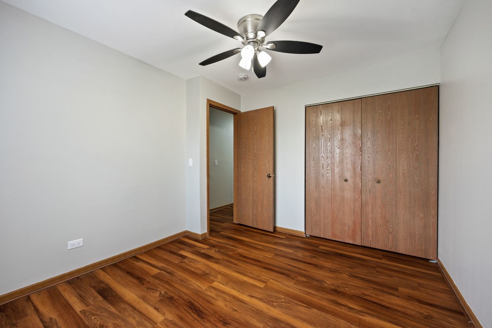 35 Terry Drive #D, Roselle, IL 60172