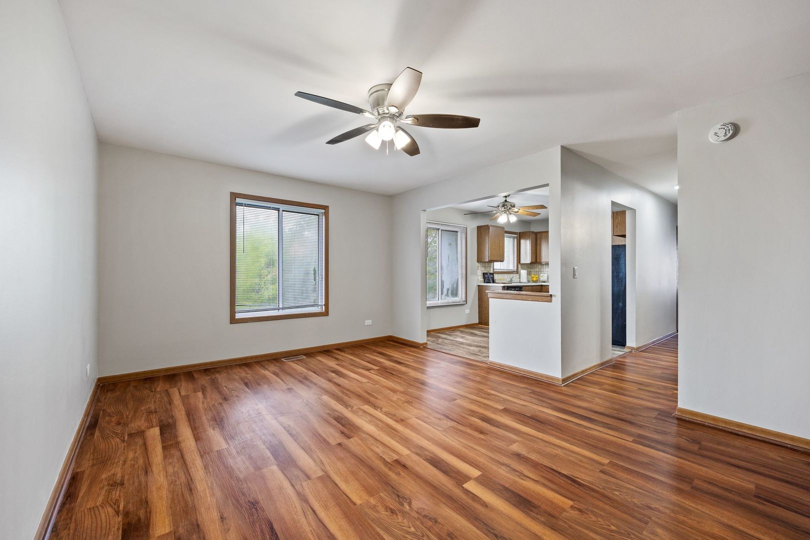 35 Terry Drive #D, Roselle, IL 60172