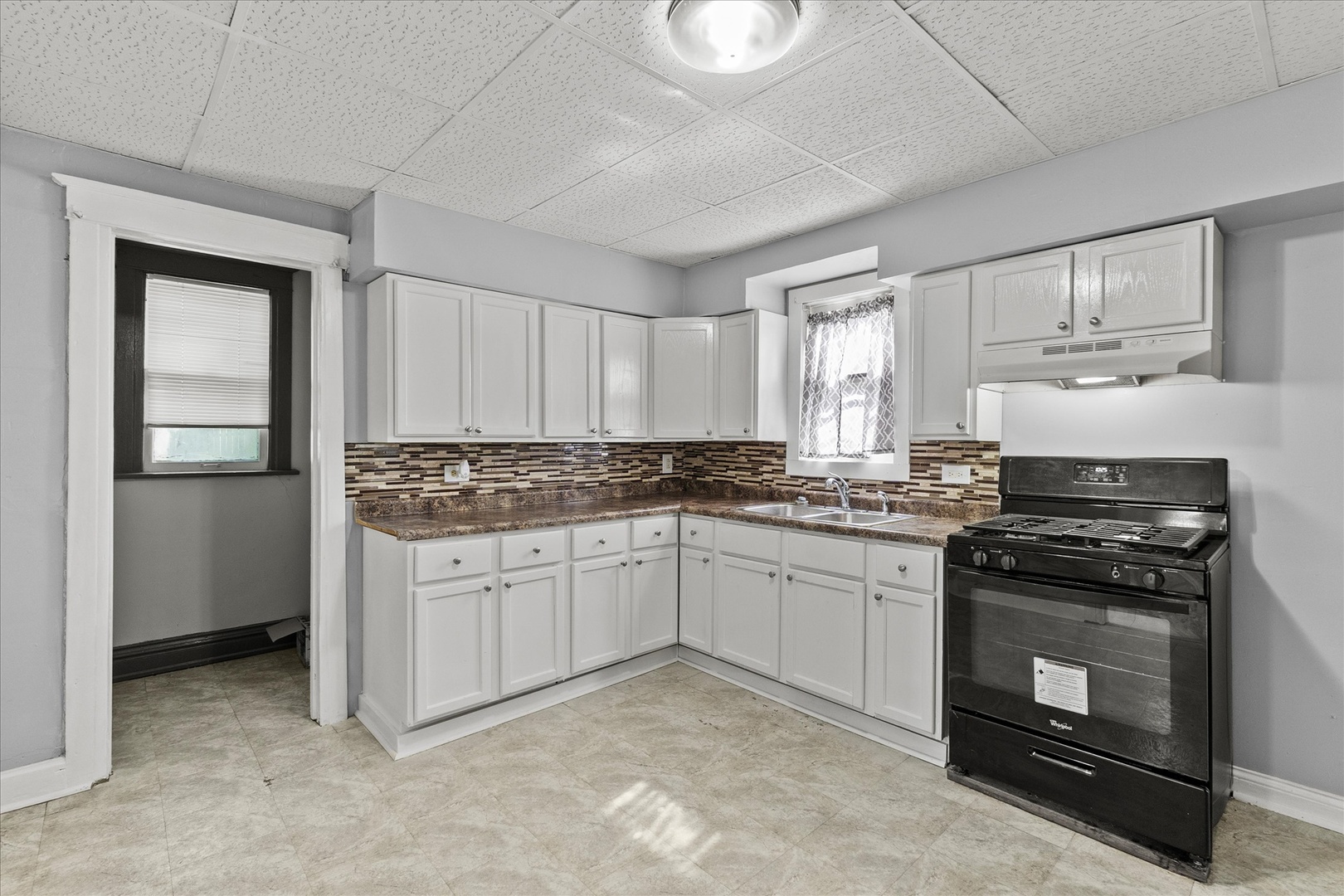 316 N Hickory Street #316, Joliet, IL 60435