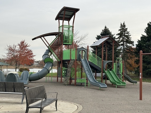 716 Pinehurst Lane, Oswego, IL 60543