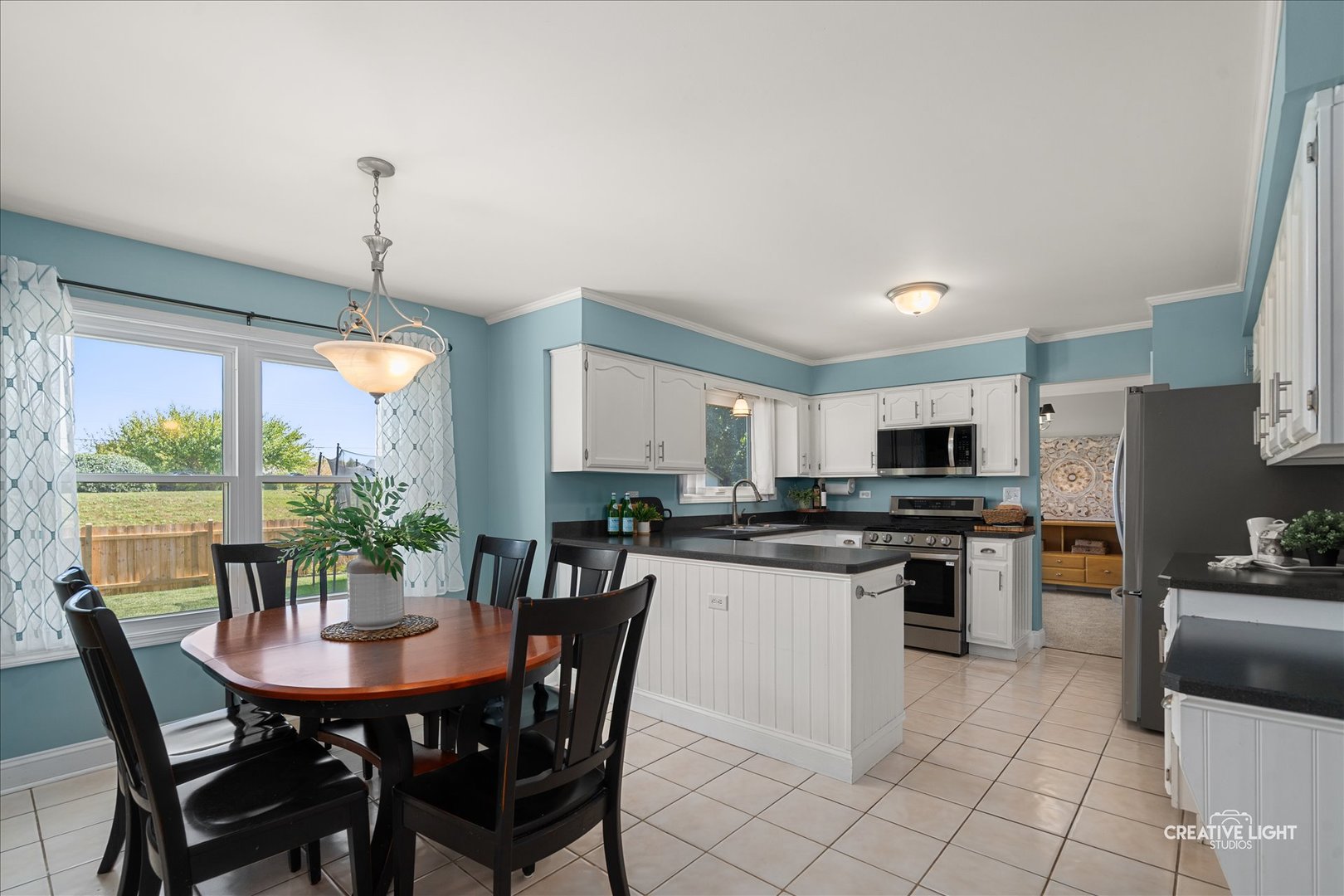 716 Pinehurst Lane, Oswego, IL 60543