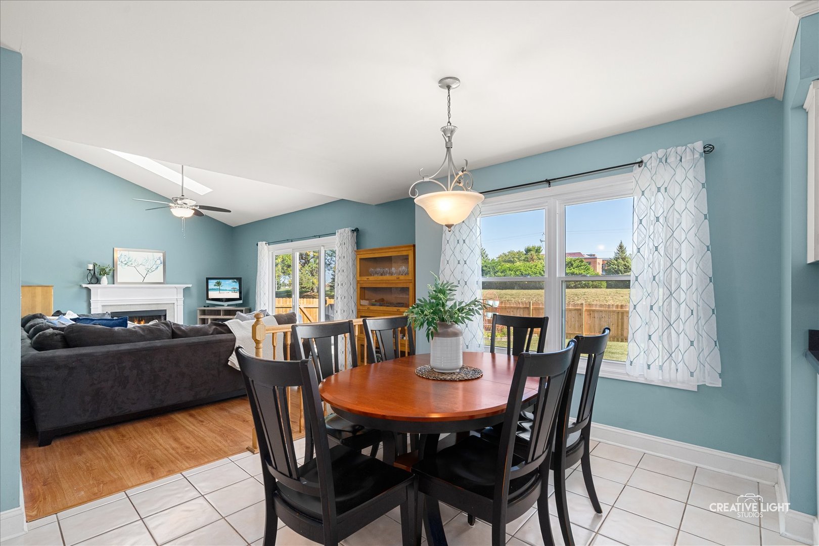 716 Pinehurst Lane, Oswego, IL 60543