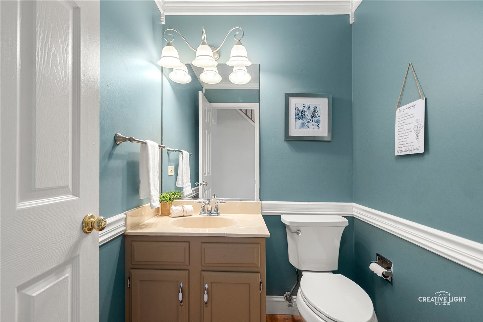 716 Pinehurst Lane, Oswego, IL 60543