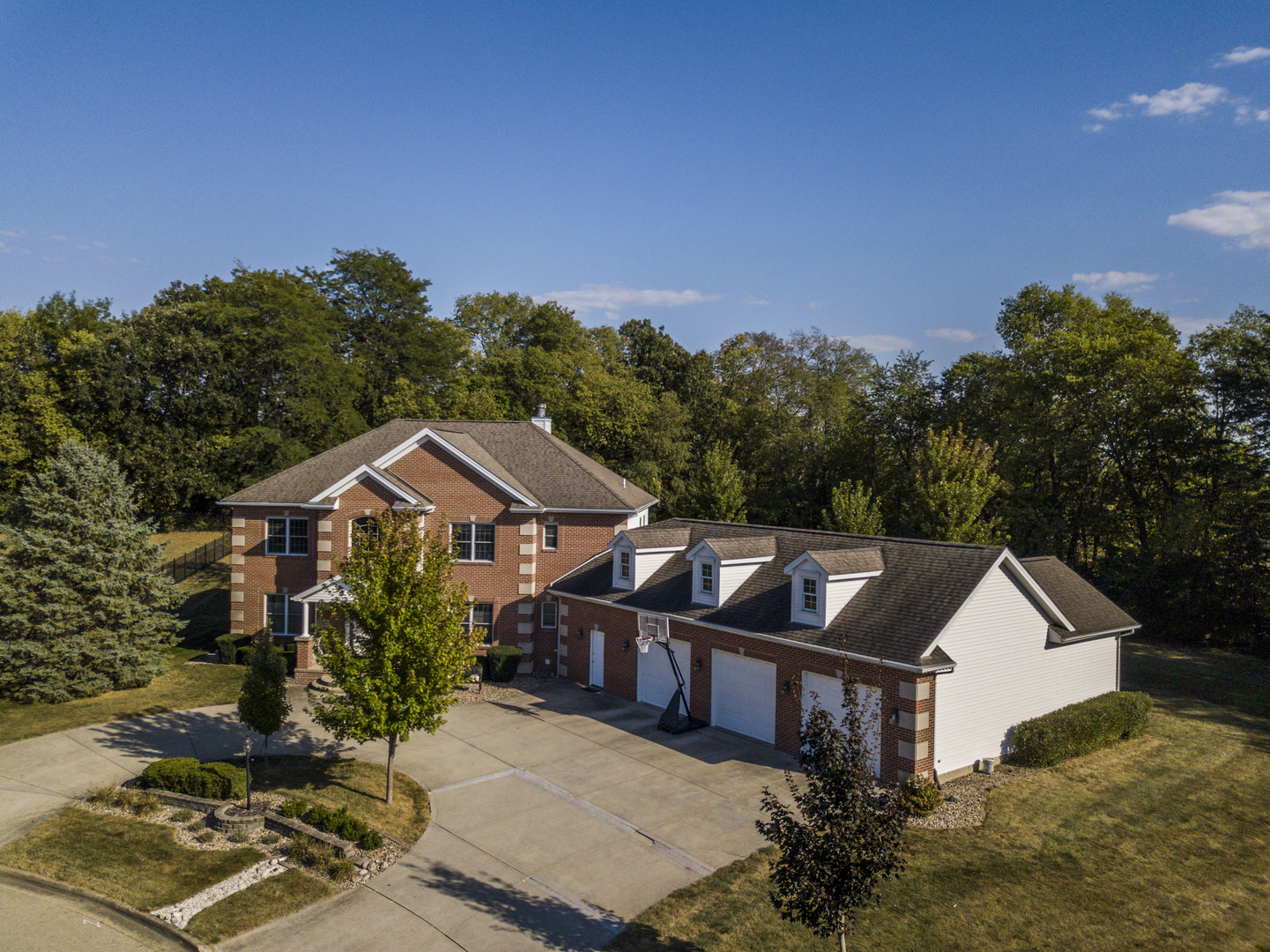 13765 DEER RIDGE Road, Bloomington, IL 61705