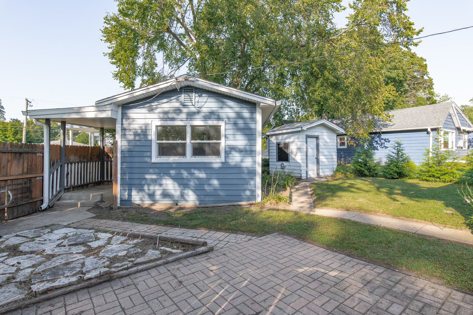 1401 Meadowbrook Drive, Round Lake Beach, IL 60073