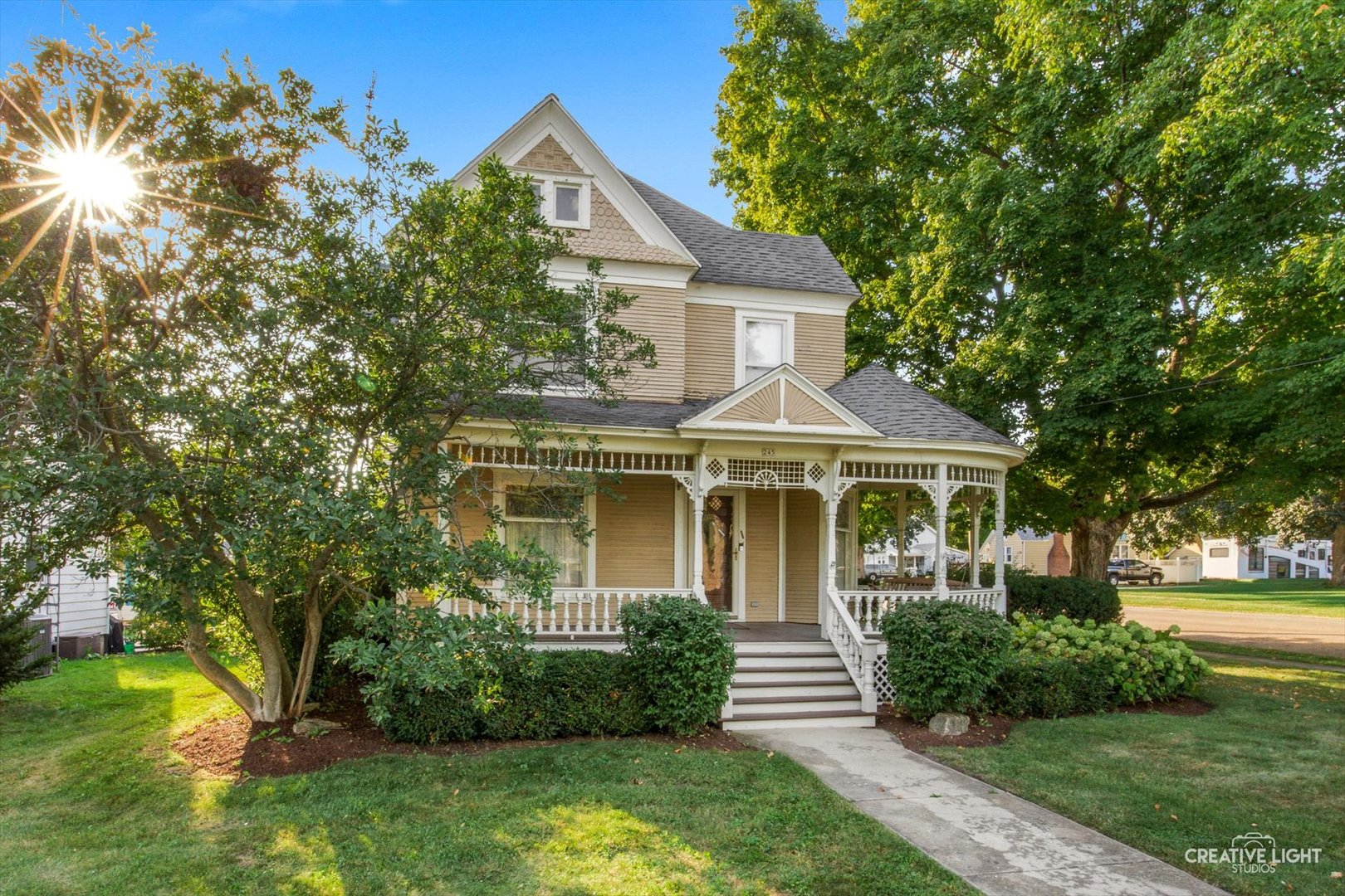 245 N Elm Street, Waterman, IL 60556