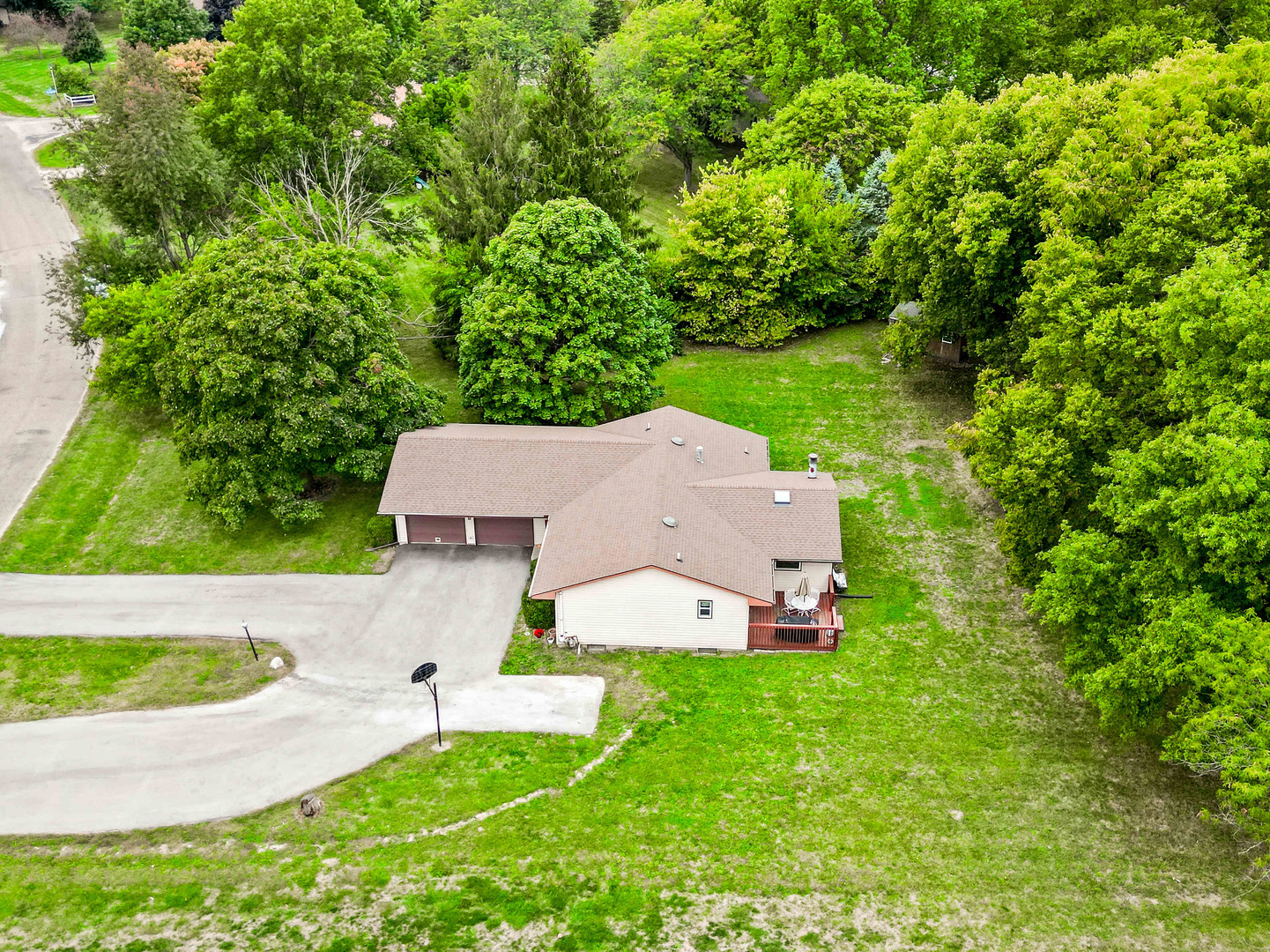 108 Cardinal Drive, Leroy, IL 61752