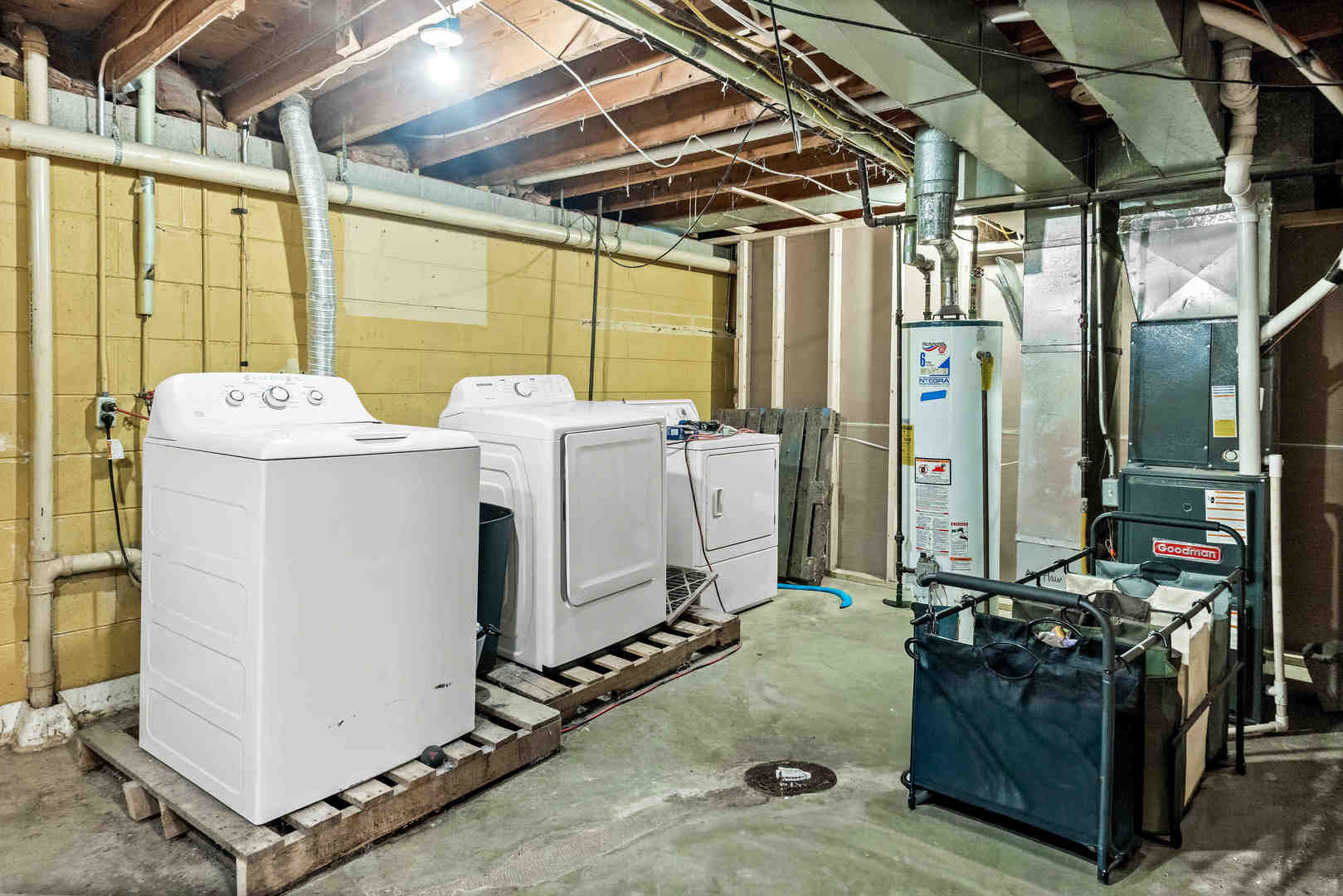 108 Cardinal Drive, Leroy, IL 61752