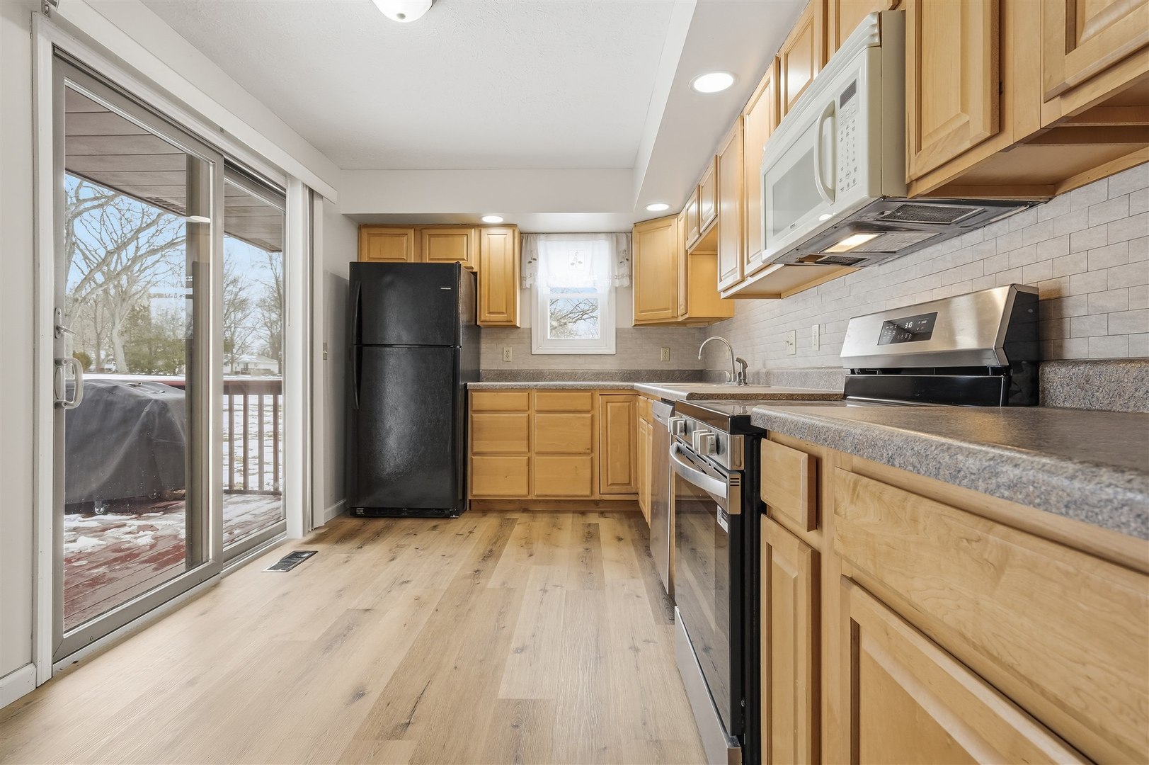 108 Cardinal Drive, Leroy, IL 61752