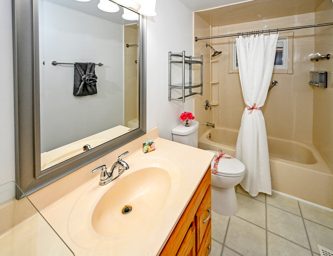 632 Grace Lane, Schaumburg, IL 60193