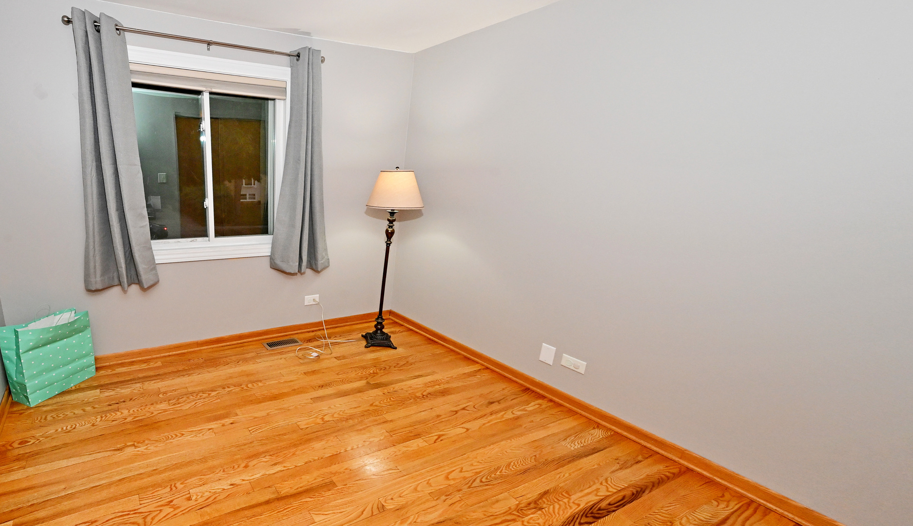 632 Grace Lane, Schaumburg, IL 60193