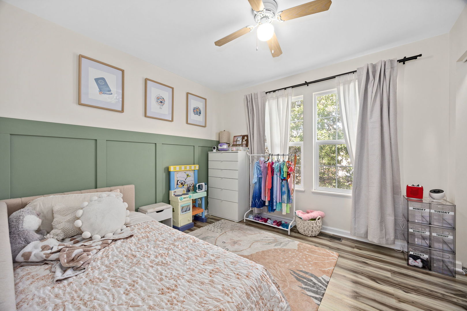 500 Half Moon Court, Oswego, IL 60543