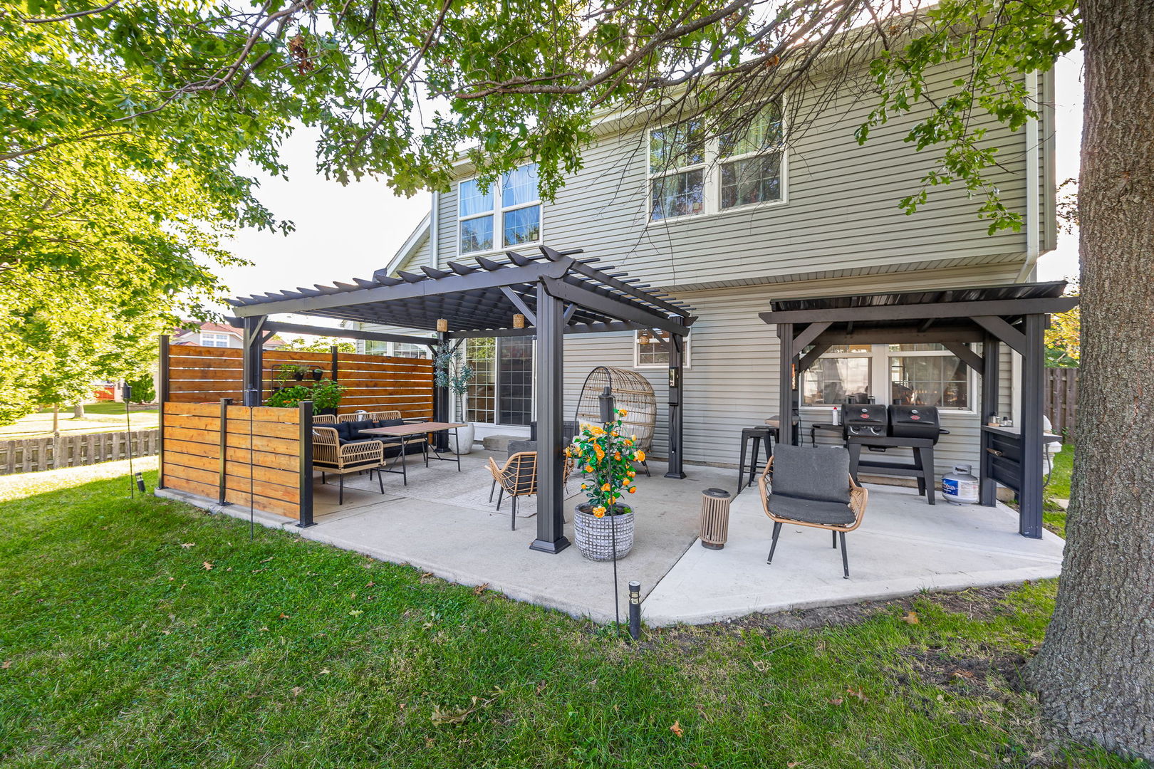 500 Half Moon Court, Oswego, IL 60543