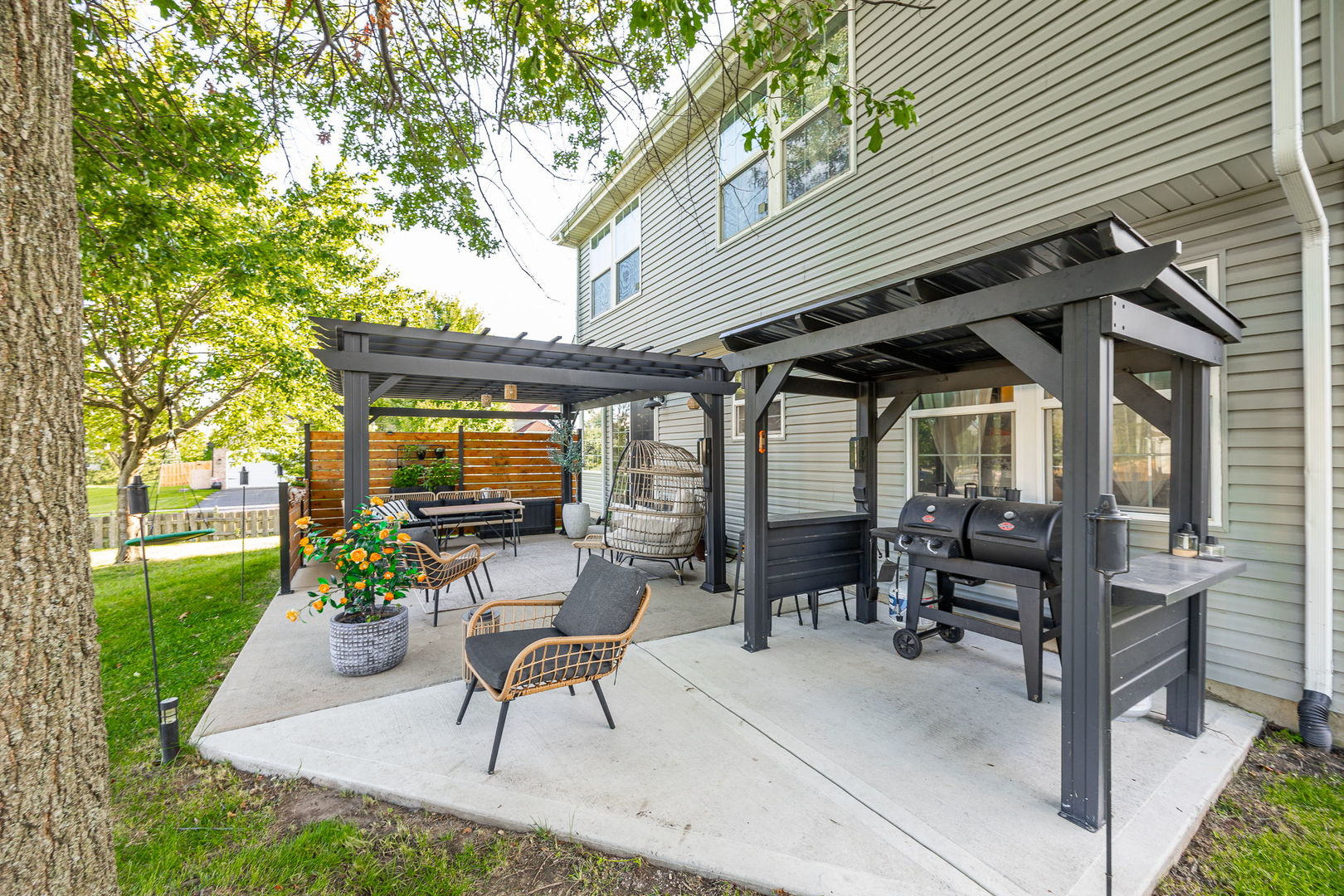 500 Half Moon Court, Oswego, IL 60543