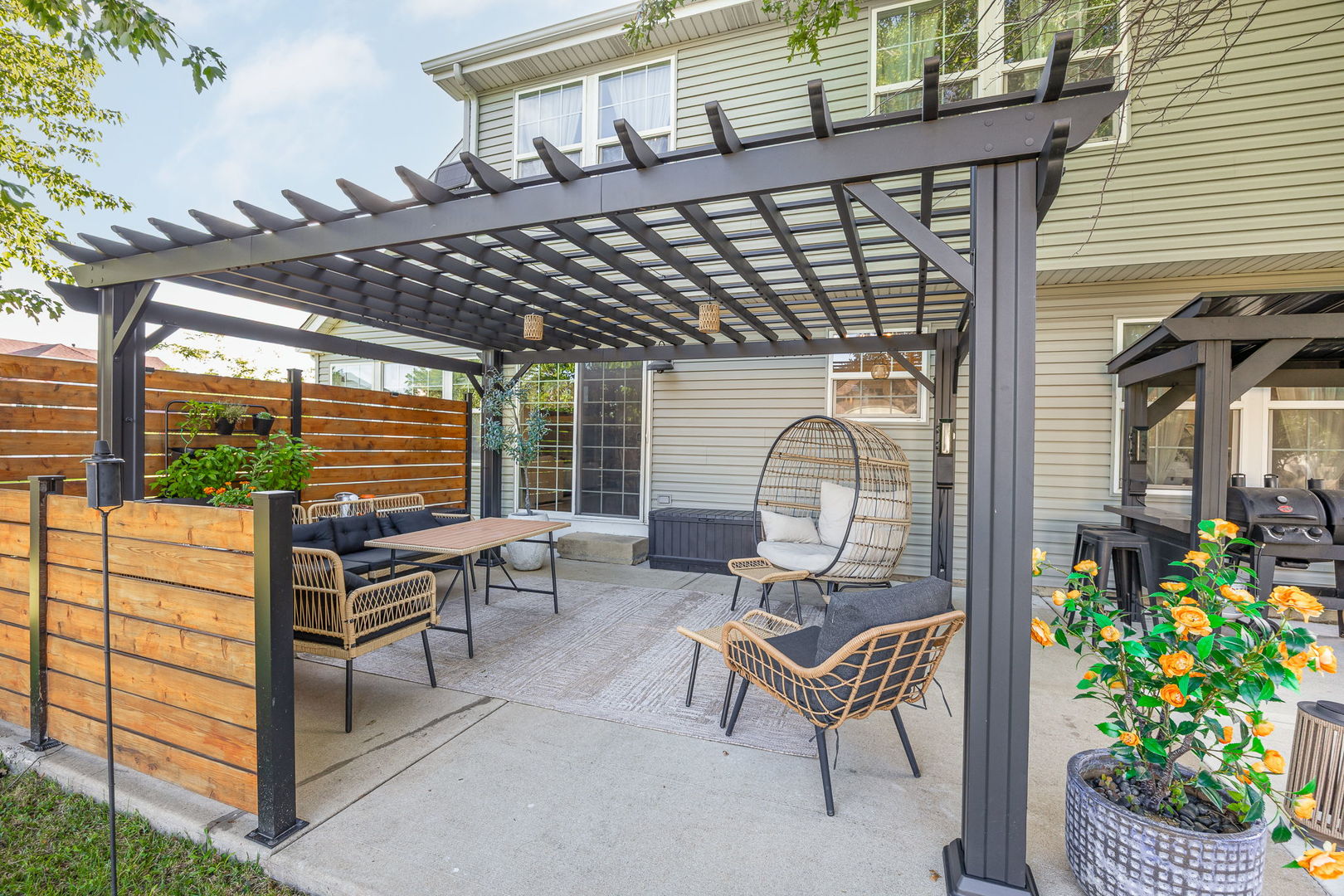 500 Half Moon Court, Oswego, IL 60543