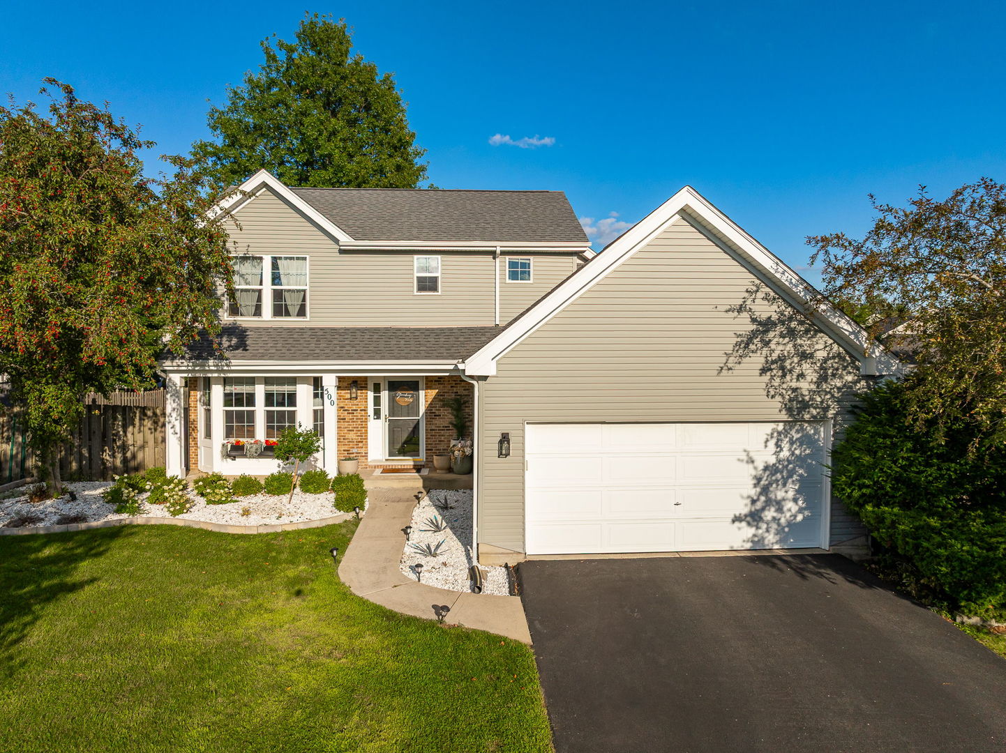 500 Half Moon Court, Oswego, IL 60543