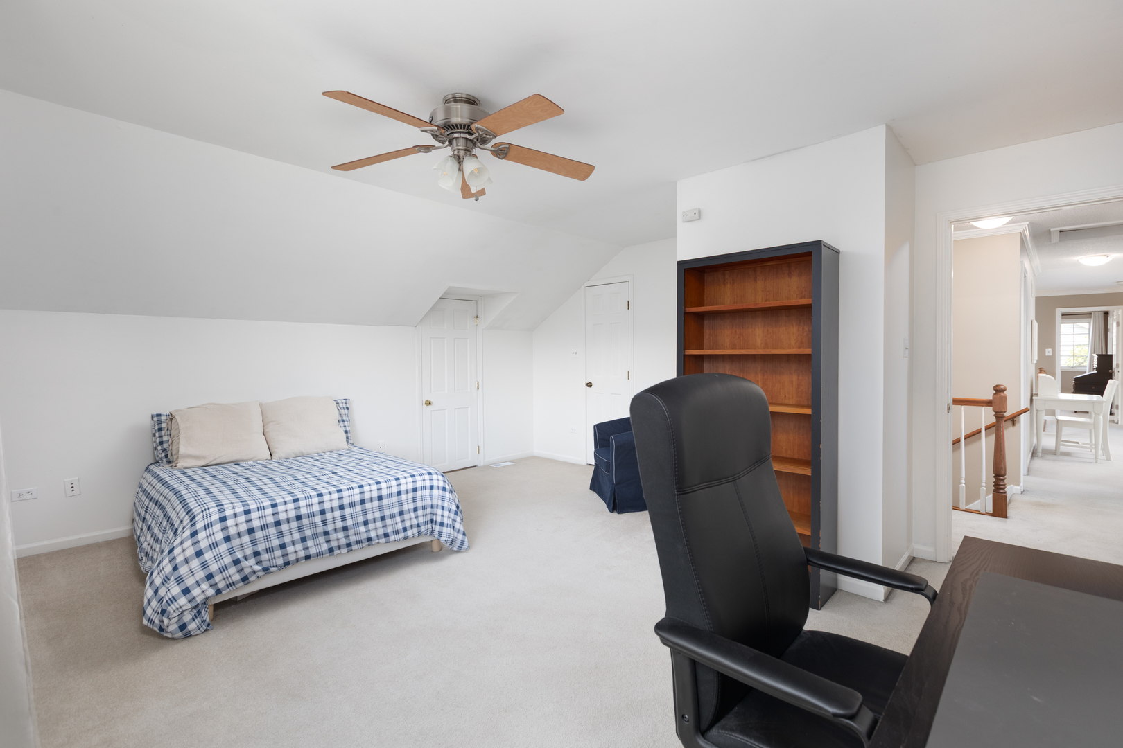 1427 Ada Lane, Naperville, IL 60540