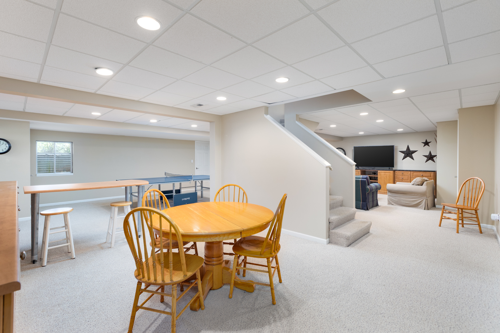 1427 Ada Lane, Naperville, IL 60540
