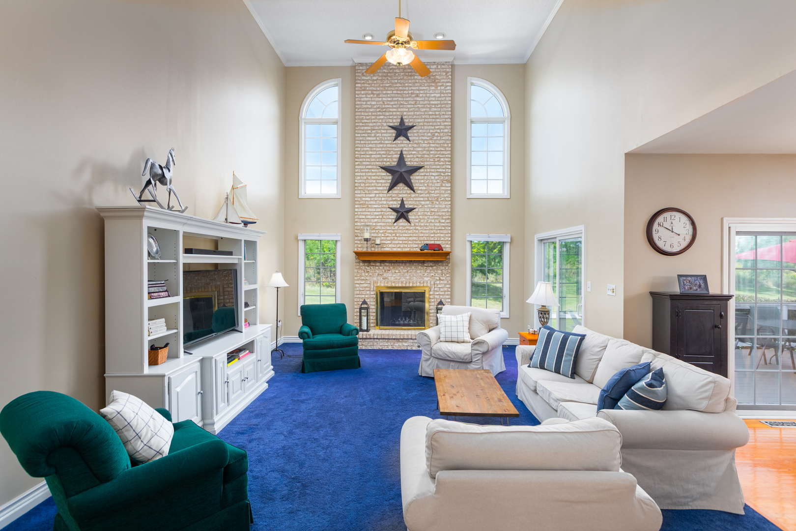 1427 Ada Lane, Naperville, IL 60540