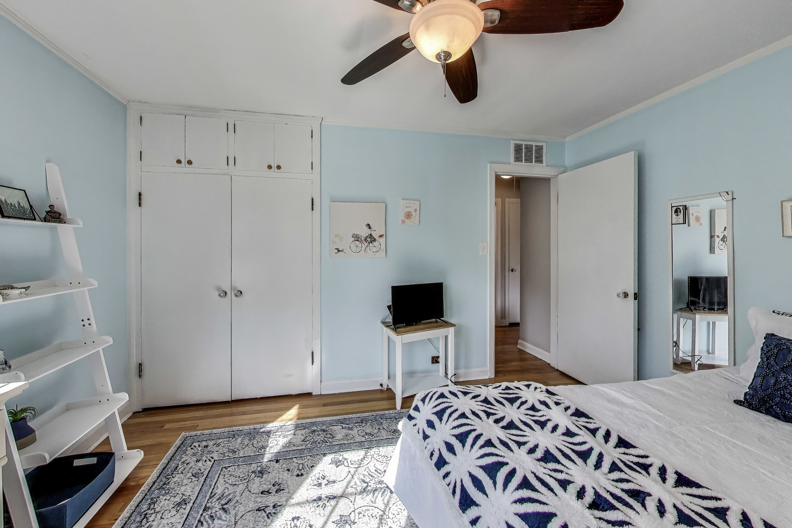 1436 Kemman Avenue, La Grange Park, IL 60526