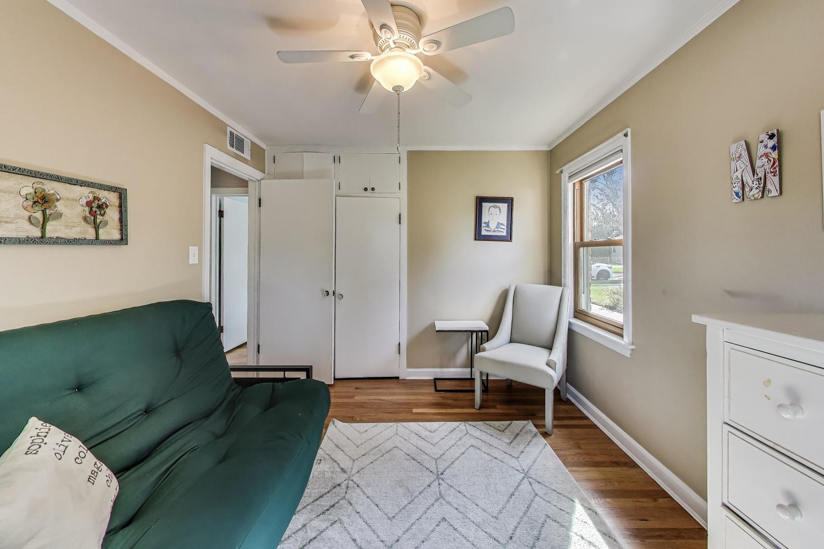 1436 Kemman Avenue, La Grange Park, IL 60526