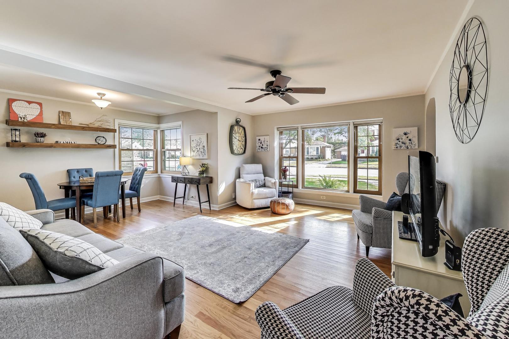 1436 Kemman Avenue, La Grange Park, IL 60526