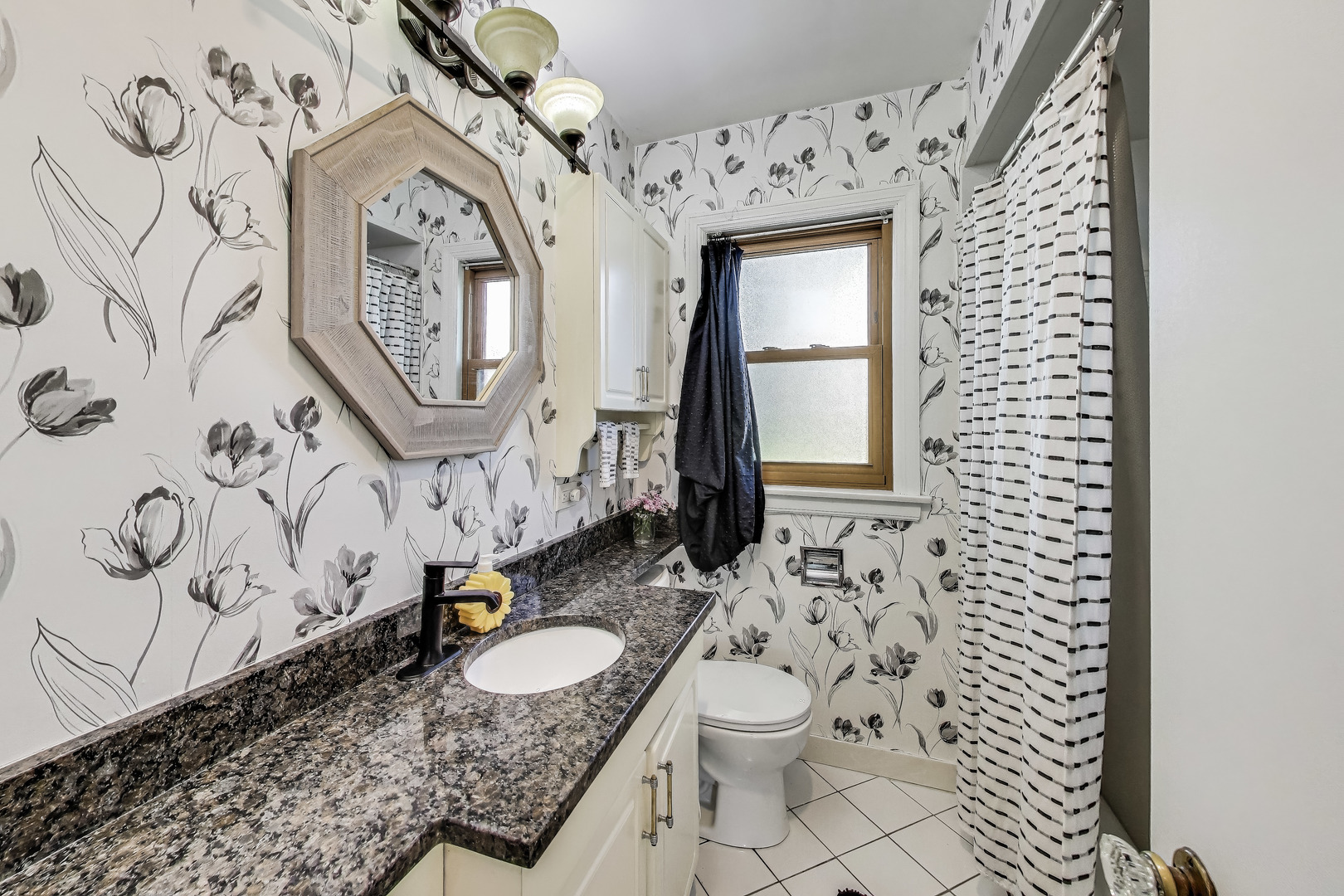 1436 Kemman Avenue, La Grange Park, IL 60526