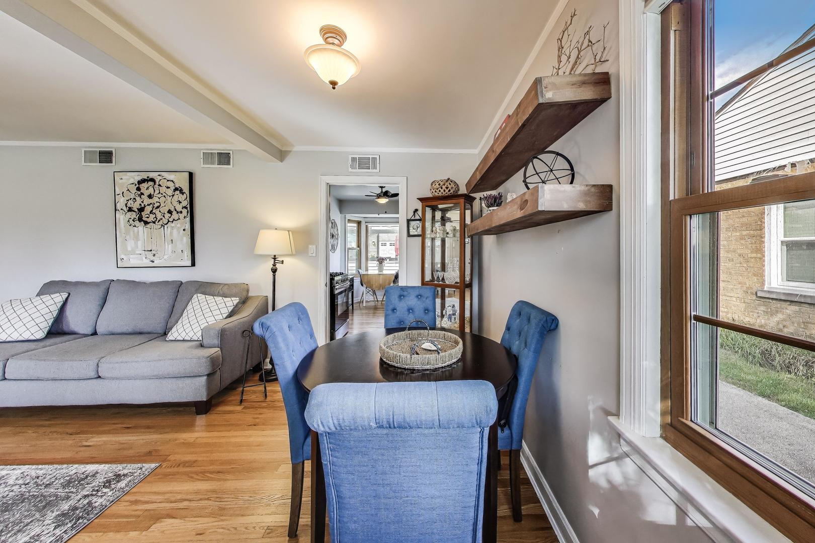 1436 Kemman Avenue, La Grange Park, IL 60526