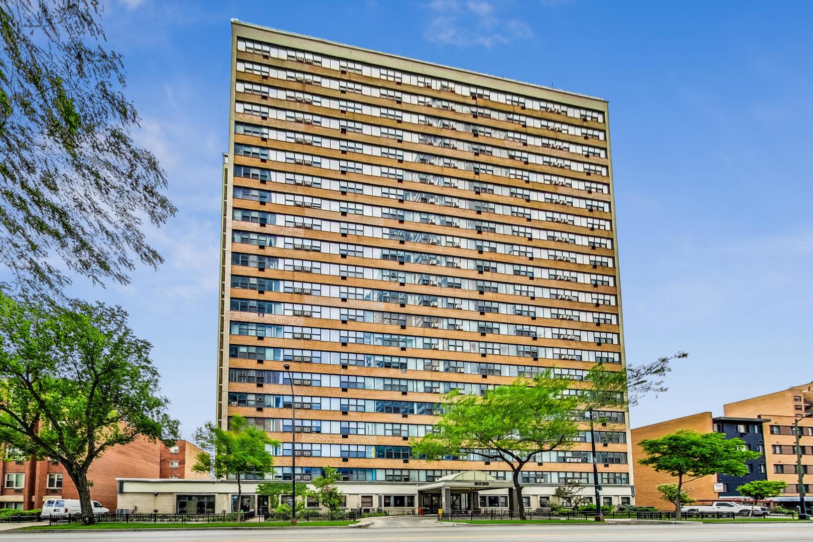 6030 N Sheridan Road #1007, Chicago, IL 60660