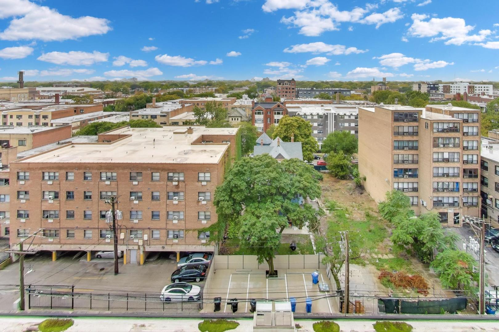 6030 N Sheridan Road #1007, Chicago, IL 60660