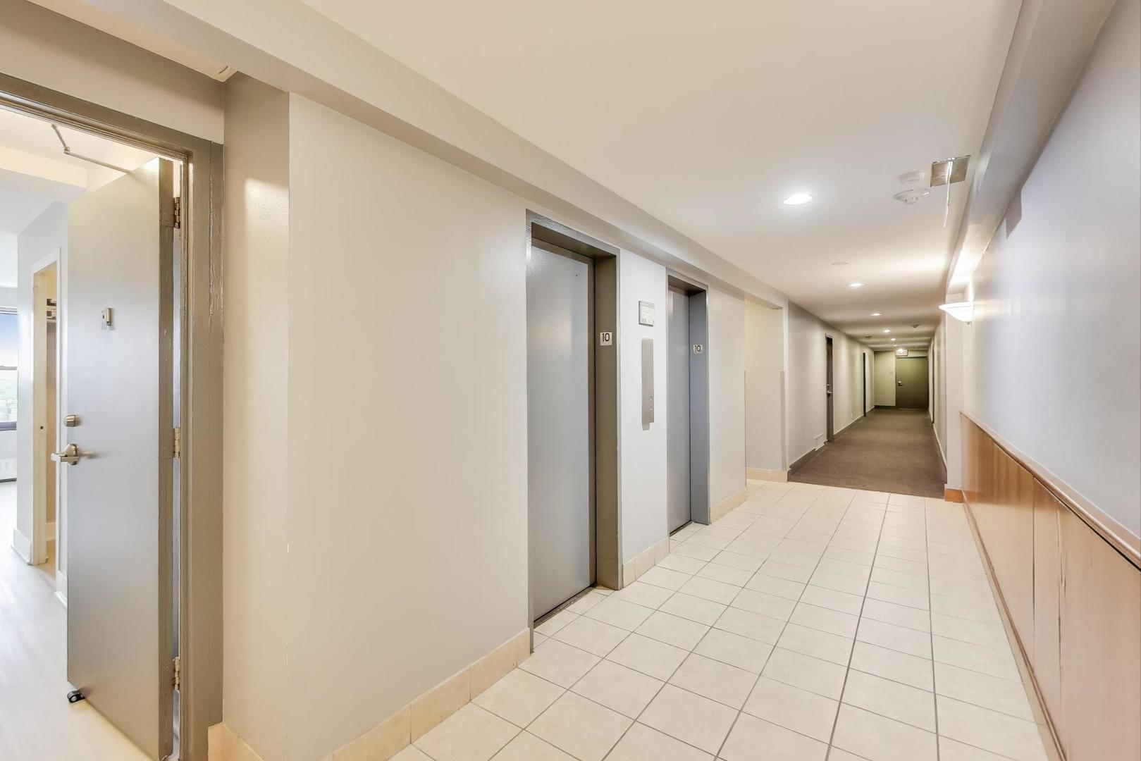 6030 N Sheridan Road #1007, Chicago, IL 60660
