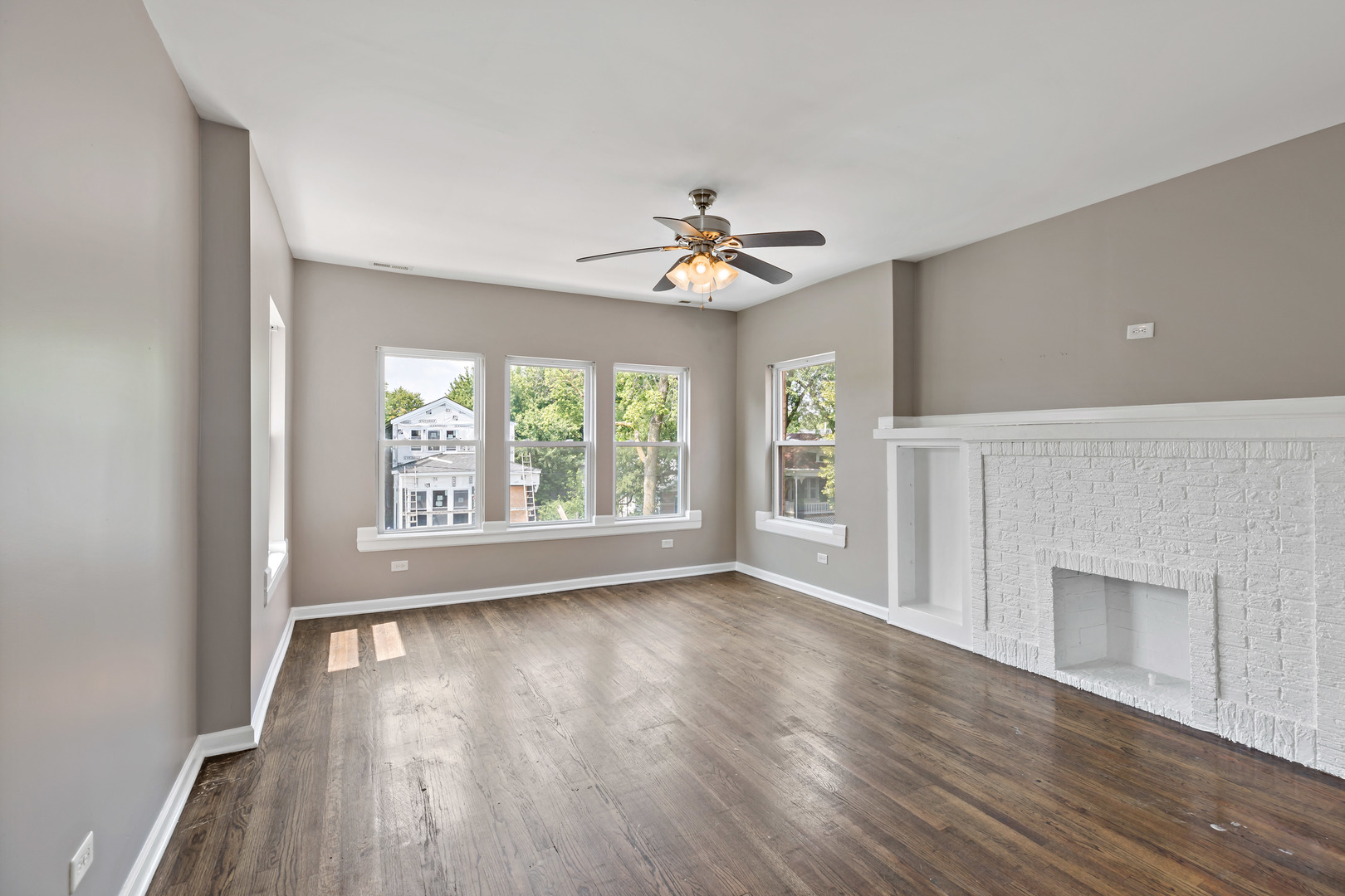 7843 S Evans Avenue, Chicago, IL 60619