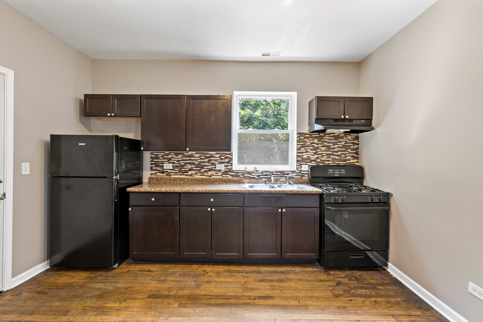 7843 S Evans Avenue, Chicago, IL 60619