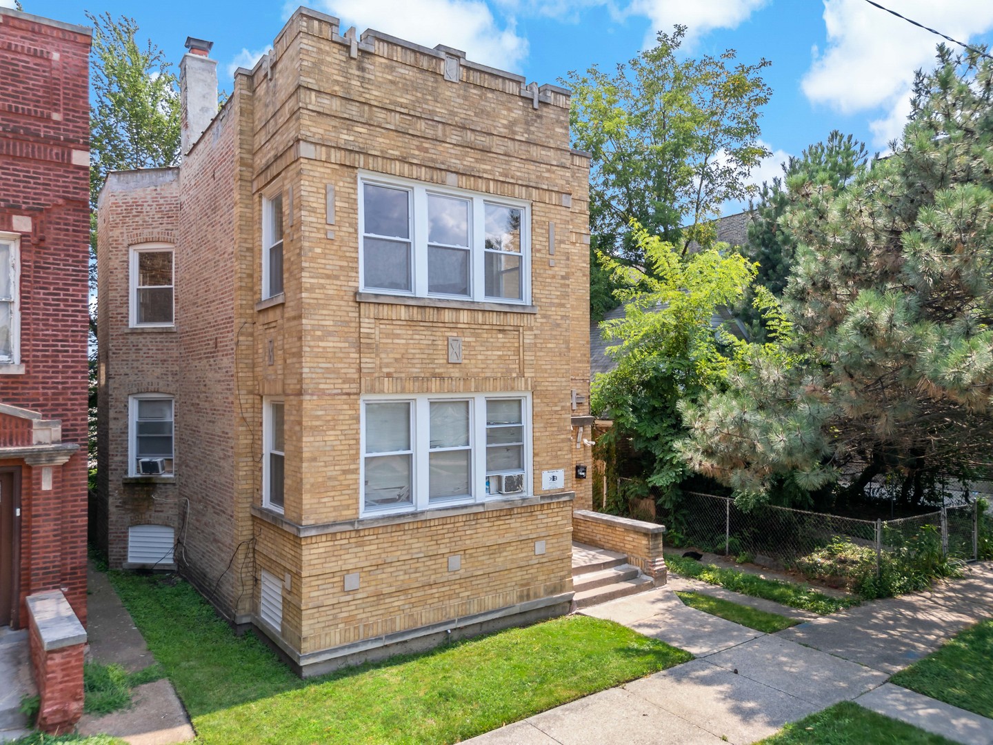 7843 S Evans Avenue, Chicago, IL 60619