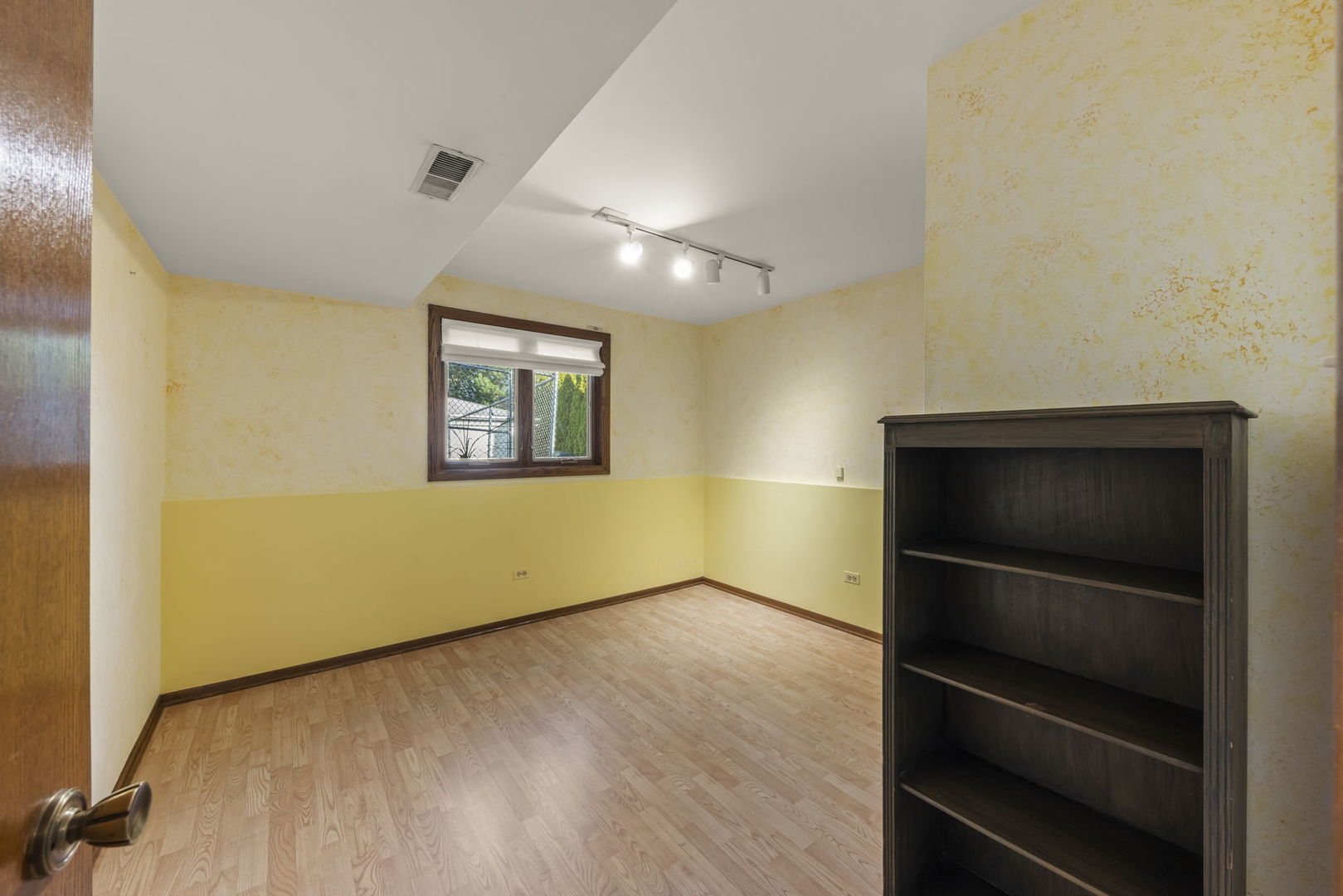 3068 Hickory Road, Homewood, IL 60430