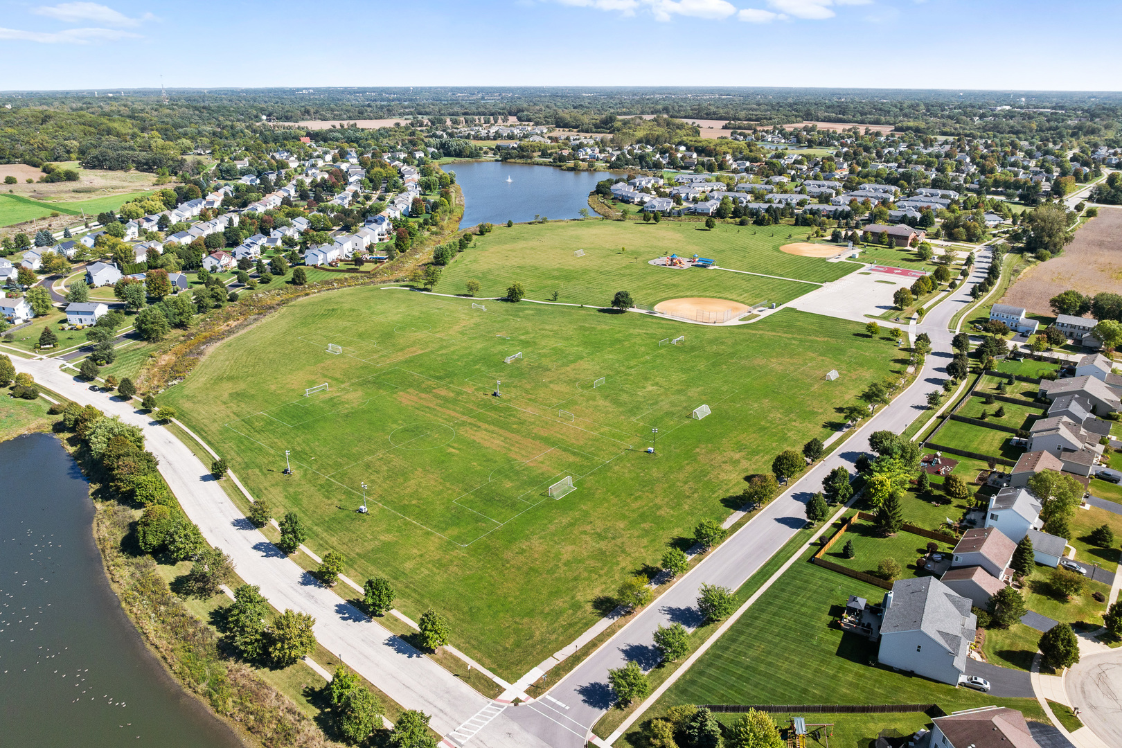 6911 Galway Drive, McHenry, IL 60050