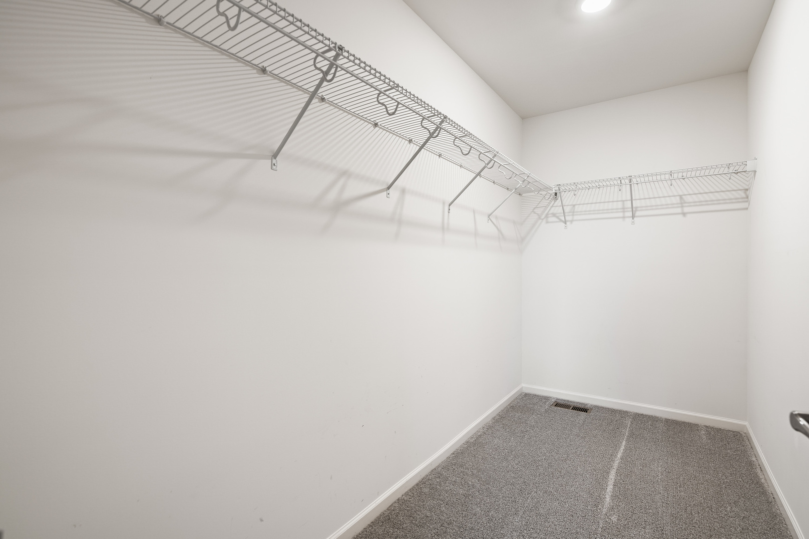 6911 Galway Drive, McHenry, IL 60050