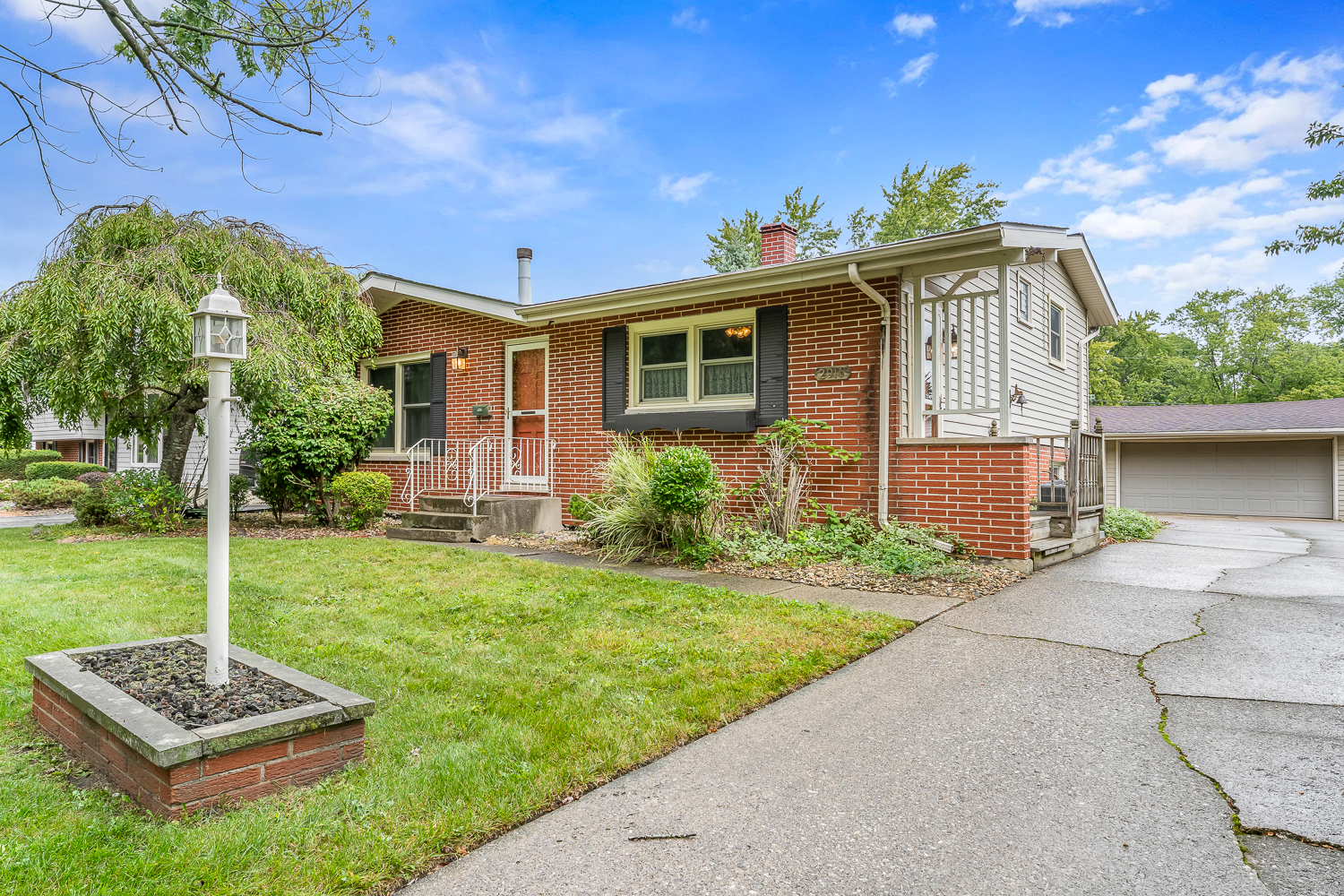 2916 189th Street, Lansing, IL 60438