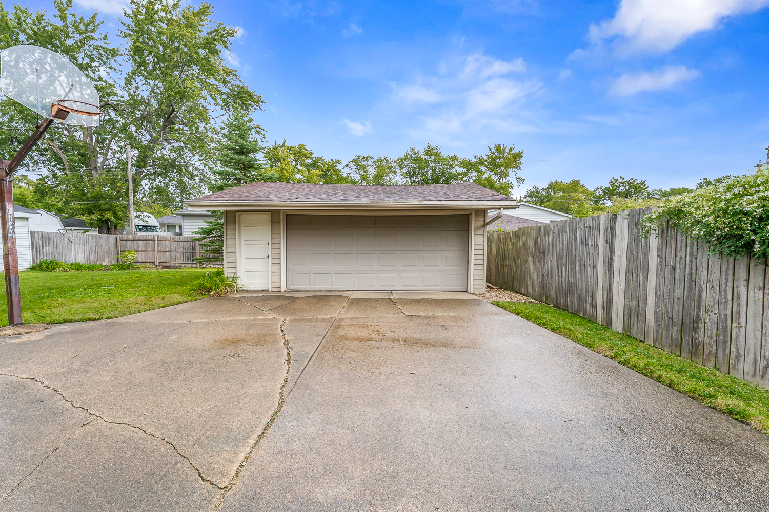 2916 189th Street, Lansing, IL 60438